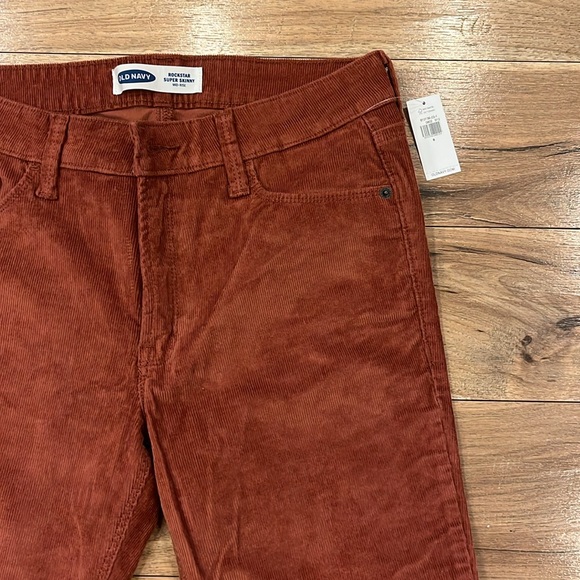 NWT Old Navy Rust Corduroy Mid-rise Rockstar size 8 - Picture 2 of 3